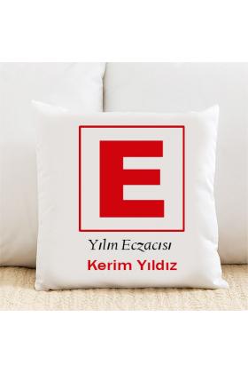 Yılın Eczacısı Kişiye Özel Yastık Kılıfı Pi15